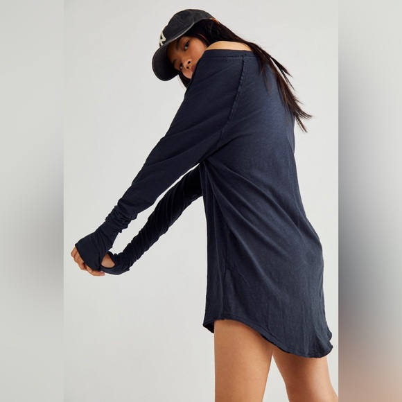 Free People We the Free Arden Tee long Sleeve Black Small NWT - Picture 3 of 7